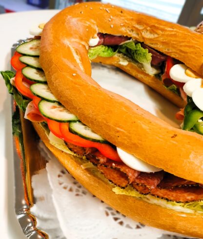 Feinkost Brezen „Fleisch“ – Bild 5
